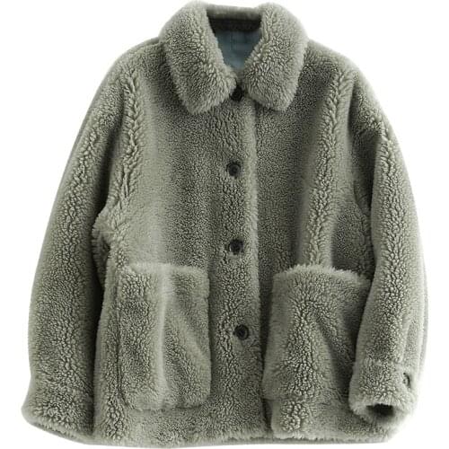 2020 New Sheep Shearing Overcoat Woman Short Fund Colour Grain Overcoat Haining Coat One Leather And Fur Loose Coat