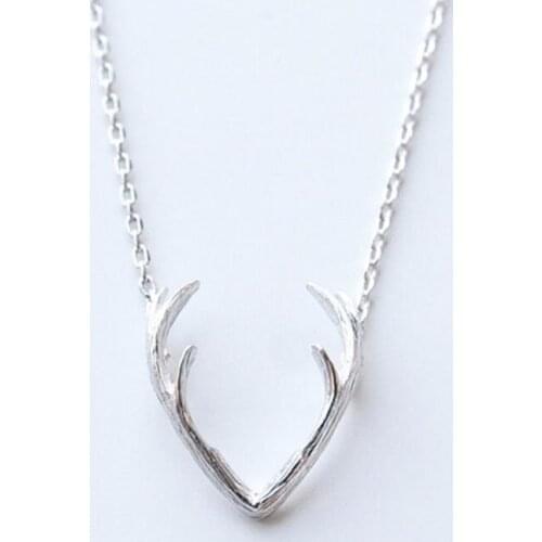 Fashion Deer Horn Antler Pendant Necklaces for Women Unique Design Animal Necklace Minimalist Jewelry