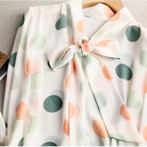 2020 Summer Womens New Shirt Womens Lace-up Bowknot Temperament Top Fashion Long Sleeve Shirt Outer Wear G2083