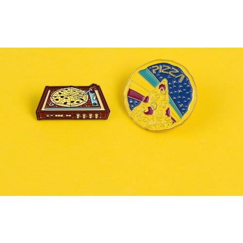 Pizza round pins Vintage Pizza Record player enamel pins and brooches badges Lapel pin Clothes backpack bag Retro Jewelry Gifts