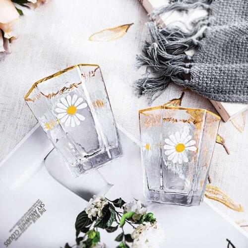 2Pcs Japanese Retro Glass Cup Small Daisies Coffee Cups Bar Club Party Wedding Wine Glass Juice Milk Tea Cup Home Drinkware Gift
