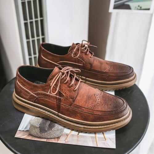 Yomior Spring Autumn New Casual Vintage Men Shoes British Formal Dress Loafers Top Quality Wedge Breathable Lace-Up Brogue Shoes