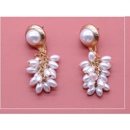 Pearl Cluseter Earrings Creative Decoration Wedding Jewelry Trend Brincos New-Modern Female
