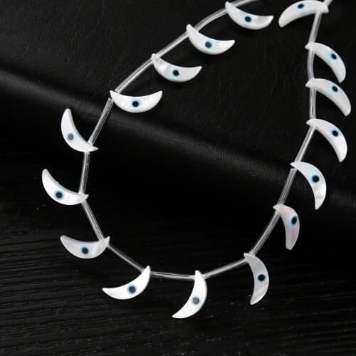 2PC Natural White Mop Moon Shell Carving Greek Evil Demon Eye Shell Carving DIY Jewelry Necklace Clothing Beaded Decor Accessory