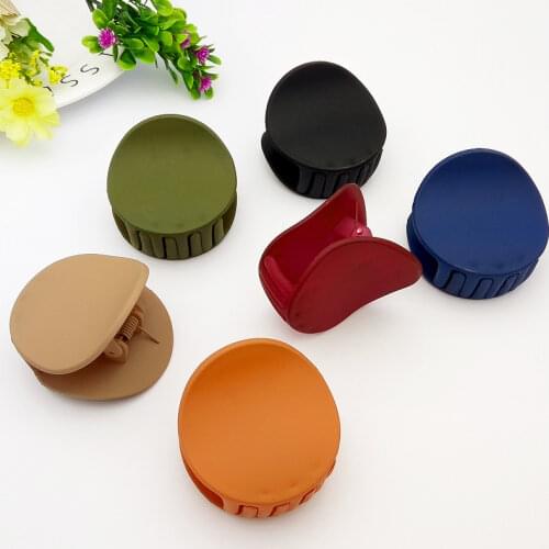 Classic Spring Summer New Acrylic Irregular Round Clip Hairpin Headdress Horizontal Clip Ponytail Hairpin Plait Hair 5.5cm