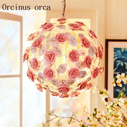 Korean garden rose lamp flowers chandelier restaurant bedroom lamp Princess Room chandelier Postage free
