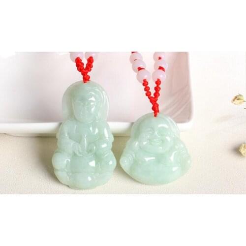 The small body guards the Buddha "The genus Mouse lives the Buddha thousand hands Guanyin Bodhisattva" The jadeite pendant