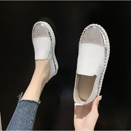 Fashion Women Flats Summer Round Rhinestone Anti-Odor Ladies Casual Shoes 2021 Newest Luxury Brand Big Size 42 43 Girls Loafers
