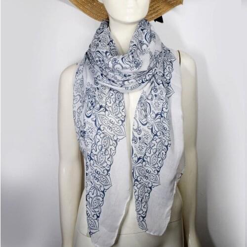 New Fashion Blue and white porcelain Scarves Womens Scarf Shawl Long Stoles Spring Muffler Bali yarn soft Scarf New Hot Selling