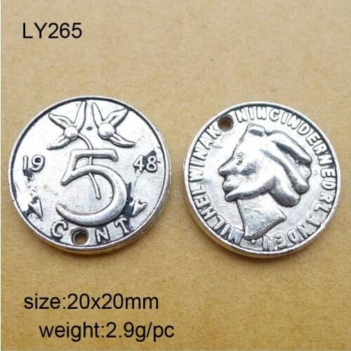 20pcs/lot 20x20mm Vintage Silver Alloy Coin Charms Jewelry Pendant