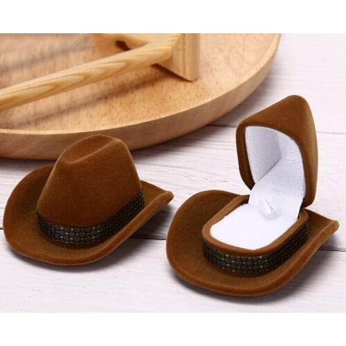 1PCS Fashion Cowboy Hat Shape Rings Boxes Velvet Jewellery Display Jewelry Storage Case
