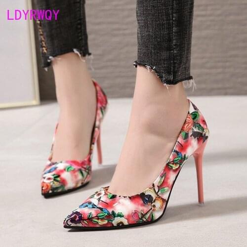 High-heeled womens new large-size national high-heeled shredded flowers fine heel shallow mouth pointed womens single shoes