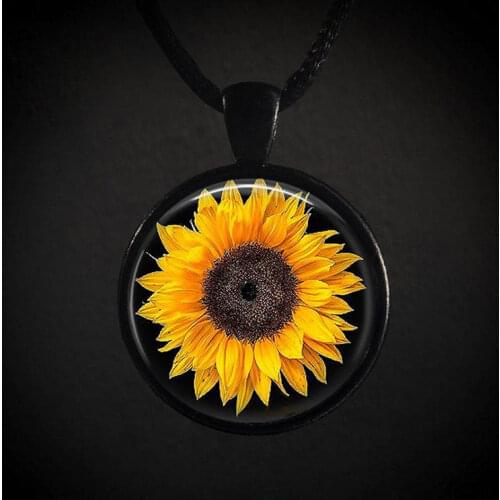 1 Pc Whosale YELLOW SUNFLOWER Handmade Altered Art Glass Pendant Necklace or Keychain Jewelry Spring Jewelry Yellow Flower