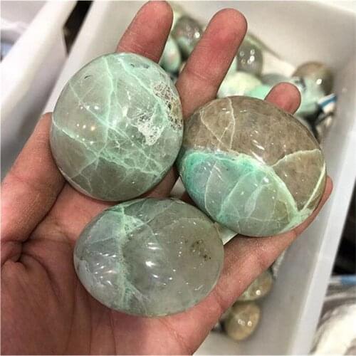 Green Moonlight Palm Crystals Healing Stones Wholesale Natural Polished Gemstone For Decoration