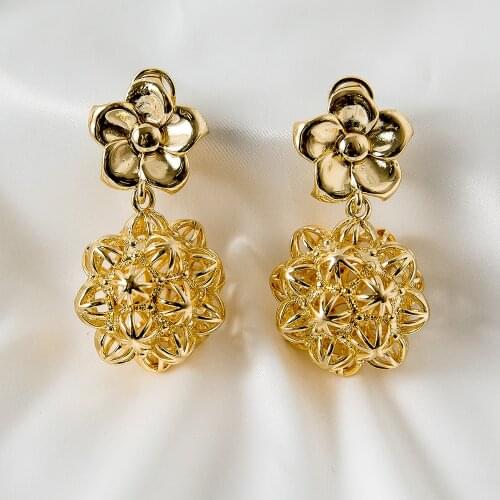 Hollow Out Flower Shaped Women Earring Customize Accept 2021 New Popular Design For Wedding Party Attendance