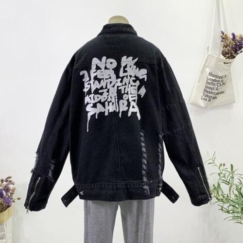 Autumn 2021 Letter Graffiti Print Hole Denim Jacket Women Zip Washed Black Coat Casual Streetwear Female Jeans Chaqueta Mujer