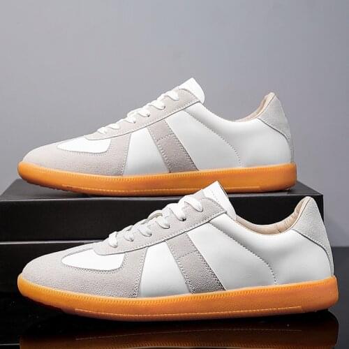 Brand Leather Men Skateboarding Shoes Black Footwear Sneakers Flat Male Walking Shoes Autumn Soft Outdoor For Men Rubber Shoes