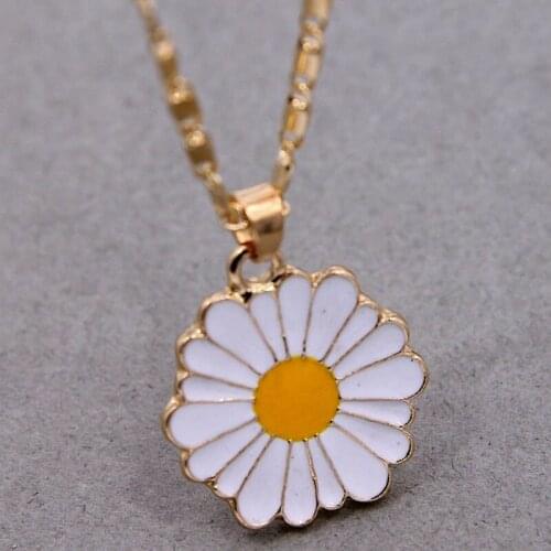 Summer Fashion Alloy Sun Flower Pendant Necklace Alloy chrysanthemum Colorful Petals Smiley Rotated
