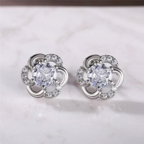Huitan Delicate Crystal Flower Stud Earrings Women Classic and Simple Design Girls Accessories Timeless Style Jewelry Fancy Gift