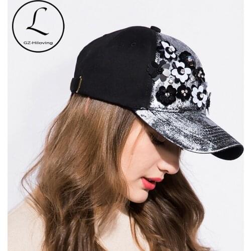 GZHILOVINGL 2019 Fashion Baseball Cap Women Black White Flower Cap Casual Cotton Adjustable Hat Solid Color Snapback Cap Bone