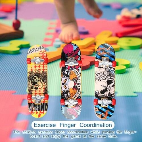 Mini Finger Skateboard For Kids Finger Motorbike Fingerboard Toys Kids Sports Training Finger Skate Small Toy Birthday Gifts