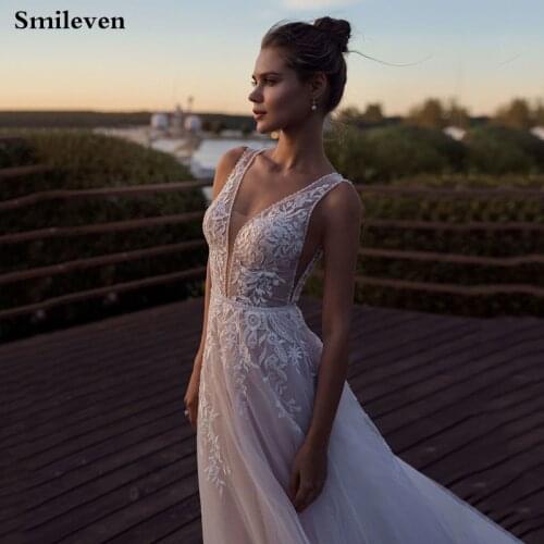 Smileven Light Pink Princess Wedding Dresses V Neck Sleeveless Appliqued Lace Bridal Gowns Elegant Boho Wedding Gown Plus Size