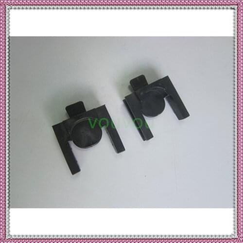 2 pieces car radiator upper stable clip for Mazda 3 2014 to 2019 Mazda 6 2014 to 2016 CX5 2012 to 2019