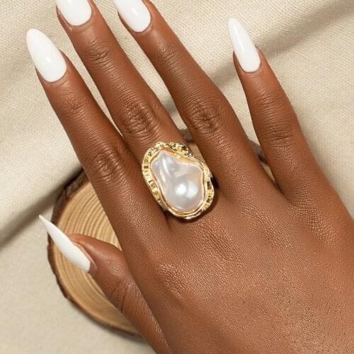 Trendy Jewelry Simulated Pearl ring Popular Design Hot Selling Geometric Girl ring For Girl Fine Accessories