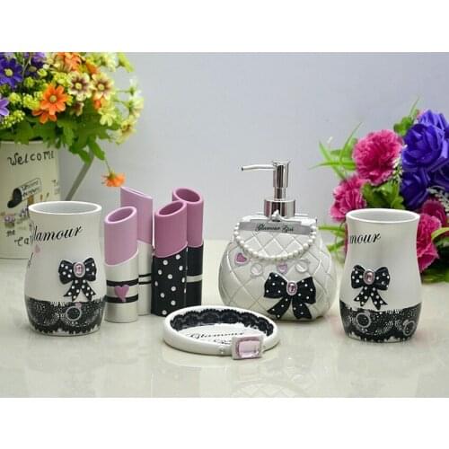 Fashion Resin Bathroom Accessories Set 5-piece Set Bathroom Supply Kits Charming Girl Novalty Shaping Home decor Niice Gift Set