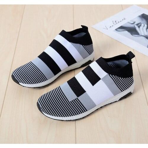 Fashion Sneakers Women New Summer Matching Color Couple Shoes Big Size Fly Netting Sneakers Women Men Breathable Running Shoe 43