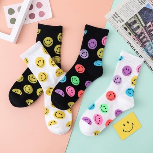 Spring new smiley face womens socks cotton tube socks ins tide socks sports and leisure sweat-absorbent breathable cotton socks