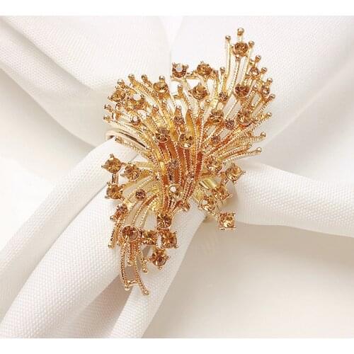 1PC Romantic Personality Metal Napkin Ring Diamond Decor Napkin Elegant Western Buckle Christmas Wedding Party Dinner Decor