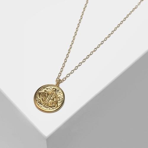 Amorita boutique Retro court circular design pendant necklace