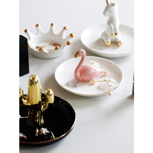 Nordic Style Flamingo Ceramic Storage Tray Necklace Earrings Rack Ring Jewelry Box Creative Ornaments Storage Rack