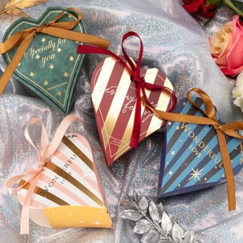 20pcs/lot Heart Shape Wedding Party Favor Box Candy Gift Boxes Baby Shower Birthday Party Drawer Package 21061003