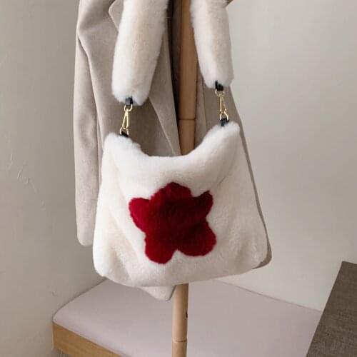 Fashion Heart Print Crossbody Bag For Women Plush Soft Casual Messenger Bag Winter New Faux Fur Shoulder Bag Fluffy Female Tote