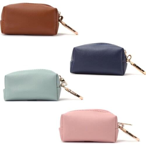 Travel Outdoor Protable Dog Poop Bag Dispenser PU Leather Pouch Pet Puppy Cat Pick Up Poop Bag Holder Garbage Waste Bags