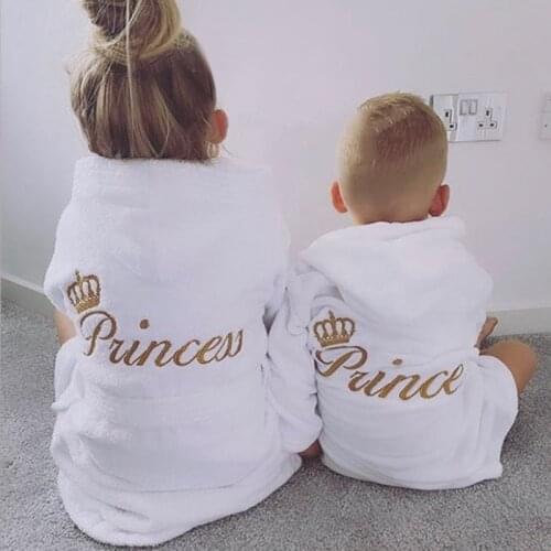 Boys Girls Robes New Embroidery Letter Princess Prince Children Bathrobes Nightwear Baby Kids Pajamas Hooded Soft Sleepwear