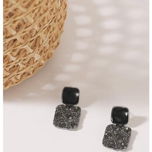Square Full Rhinestone Stud Earrings Black Punk Style Trendy Inlaid Geometric Stud Earrings For Women Girl Gift Friends