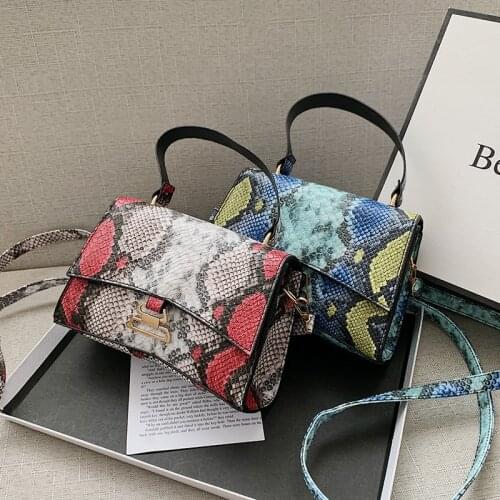 2021 Fashion Womens Bag Summer New Ladies Handbags Trend Shoulder Bags Serpentine Luxury Brand Chain Crossbody Bags tote Purses