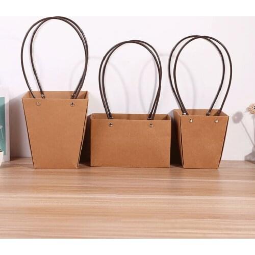 Florist Flower Kraft Packaging Boxes Wedding Favor Rose Flower Boxes With Handle Valentines Day Flower Gift Box Bag Party Decor