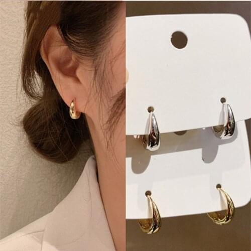 2020 New Fashion Womens Earrings Single Delicate Geomerty Round Metal Earrings For Women Party Girl Jewelry Gifts Wholesale