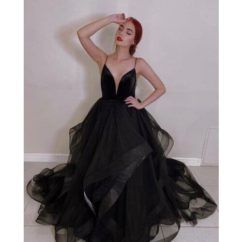 Black Evening Dress A-Line V-Neck Spaghetti Straps Backless Tiered Floor Length Sweep Train Party Prom Gown Custom Made 2021