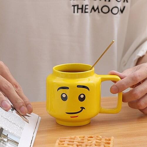 2020 Ceramic Mugs Smiling Expression Face Cartoon Coffee Milk Tea Mugs BPA Free For Friend or Kids Christmas Gift