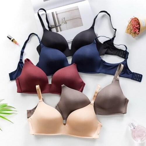Seamless Bras For Women Push Up Bras No Wire Brassiere A B Cup Underwear Sexy Bra Three Quarters Cup Lingerie Sleep Bralette