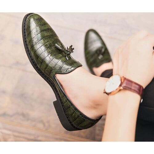 Size 48 Tassels Loafers Men Leather Formal Shoes Italian Dress Classic Man Shoes Elegant Formal Leather Shoes for Men Fashion
