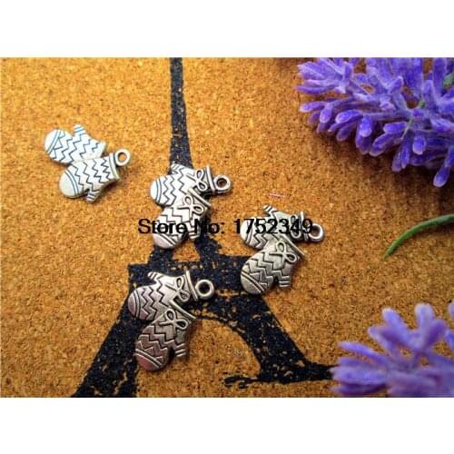 25pcs--Gloves Charms, Antique Tibetan Silver Tone 2 Sided Mitten Charm pendants 19x15mm