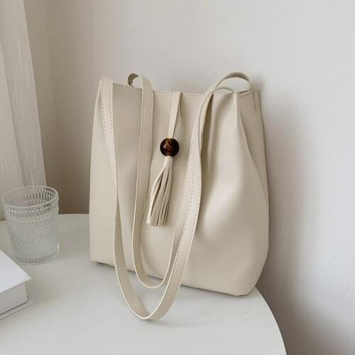 Fashion Simple Tassel Women Soft Leather Large-capacity Handbag Retro Solid Color Shoulder Bag 2021 New Summer Korean Version