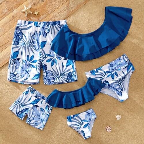 PatPat 2021 New Arrival Summer Leaf and Floral Print Off Shoulder Family Matching Swimsuits