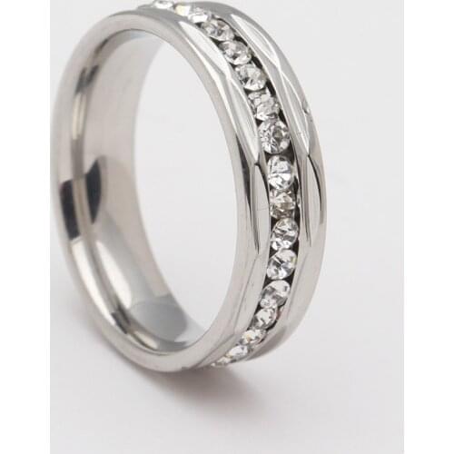 316L Womem stainless steel ring paved rhinestone round love forever engrave finger rings jewelry Fashion Classic wedding band